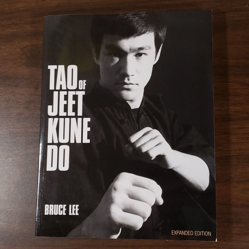 Bruce‎ Lee Tao of Jeet Kune Do Book Expanded Edition 2013